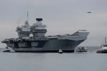 Bất ngờ mục đích tới Mỹ của tàu sân bay lớn nhất nước Anh