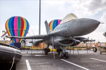 Vũ khí Nga "tràn ngập" triển lãm quốc phòng đồng minh Mỹ