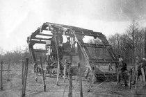 Chết lặng với những chiếc xe tăng kỳ dị nhất lịch sử nhân loại