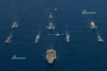 Hải quân Mỹ tập trận cực khủng ở Guam, điều cả B-52 ra yểm trợ