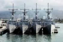 Sự thật gây "sốc" loạt tàu chiến Mỹ muốn bán cho Ukraine