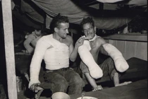 Lạ lẫm không khí đón Giáng sinh trên chiến trường trong CTTG 2