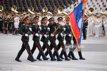 Im lặng suốt 10 năm, Quân đội Lào bất ngờ lớn mạnh