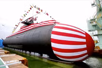 Kinh ngạc công nghệ Nhật: Sử dụng pin điện thoại chạy tàu ngầm