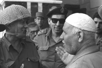 Thành phố kỳ lạ nơi lính Israel kiểm soát 3 vạn người Palestine