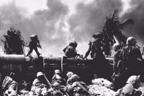 Hình ảnh cực hiếm về trận đánh lớn nhất của TQLC Mỹ trong CTTG 2