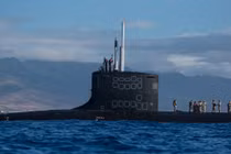 Ngạc nhiên cách biệt kích hải quân Mỹ "chui" ra khỏi tàu ngầm