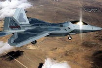 Mỹ khoe khoang chiến tích "khủng" của F-22 trên chiến trường Syria
