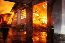 Phú Tài nói gì vụ cháy nhà xưởng rộng 6.000 m2?