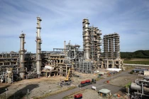 Vì sao Lọc hóa dầu Bình Sơn đột ngột rút hồ sơ niêm yết trên HNX?