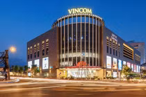 Vincom Retail báo lãi quý 2 tăng 13% lên 388 tỷ đồng, tổng tài sản giảm 2.000 tỷ