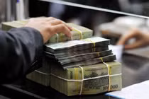 3 lãnh đạo GAB thoái bao nhiêu vốn trước thềm sáp nhập với ROS?