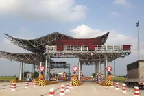 BOT Cầu Thái Hà bán 15 triệu cổ phiếu giá rẻ hơn 80% thị giá