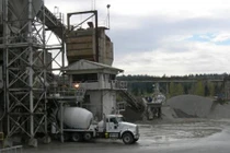 Xi măng Sài Sơn bị nộp 9 tỷ đồng do vi phạm về thuế