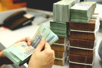 Gửi tiết kiệm 6 và 12 tháng ở ngân hàng nào để hưởng lãi suất cao nhất? 