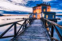 Kinh ngạc biệt thự La Mã cổ bỗng trồi lên từ hồ nước 