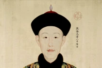 Tiết lộ cực choáng về dung mạo thật của hoàng đế Càn Long