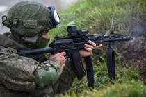 Nga chính thức trang bị siêu súng tường tấn công AK-12 cho toàn quân