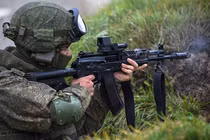 Nga chính thức trang bị siêu súng tường tấn công AK-12 cho toàn quân
