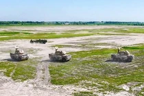 Nhái xong trực thăng, Trung Quốc quay ra nhái tên lửa phòng không Mỹ