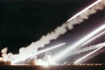 Tại sao pháo phản lực M270 của Mỹ khiến Trung Quốc run sợ?