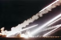 Tại sao pháo phản lực M270 của Mỹ khiến Trung Quốc run sợ?