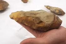 Phát hiện loạt “kho báu” vô giá từ người loài người lạ đã tuyệt chủng