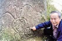 Người ngoài hành tinh ào xuống Trái đất, châm ngòi cuộc chiến 300 năm? 