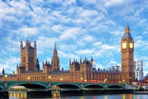 Trả vợ, cấm Valentine và những luật lệ kỳ quặc nhất thế giới