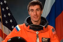Giật mình sự thật phi hành gia người Nga từng du hành "tới tương lai" 