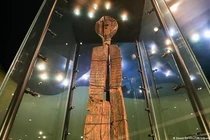 Lạ kỳ tượng gỗ 12.000 tuổi không hề mục nát, chuyên gia kinh ngạc 