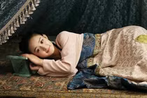 Vì sao cung nữ xưa không được ngửa mặt lên trời khi ngủ? 