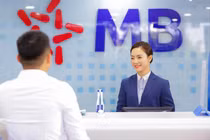 MBB: Tiền gửi khách hàng tăng trưởng âm, nợ có khả năng tăng vọt sau 9 tháng