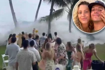 Sóng lớn cuốn trôi cả tiệc cưới hoành tráng ở Hawaii