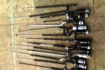 Mang súng ra lau chùi, đạn bắn trúng bé gái 4 tuổi tử vong thương tâm