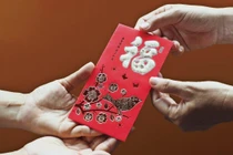 Chê lì xì 30 triệu của mẹ chồng, cô gái khiến dân mạng phẫn nộ