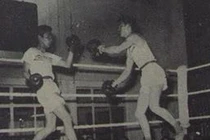 Lý Tiểu Long lần đầu thượng đài tranh bá với đối thủ nào?