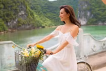 MC Kỳ Duyên U60 vẫn giữ vóc dáng bốc lửa nhờ bí kíp gì?