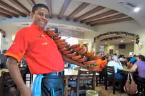 Nhà hàng phục vụ đồ ăn chỉ trong 13 giây từ lúc gọi món