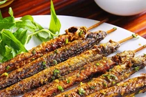 Ăn cá chạch đúng cách, “ông khỏe, bà tấm tắc khen”