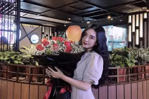 Mãn nhãn gu thời trang gợi cảm của bạn gái Đức Chinh xinh như hot girl 