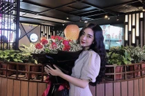 Mãn nhãn gu thời trang gợi cảm của bạn gái Đức Chinh xinh như hot girl 