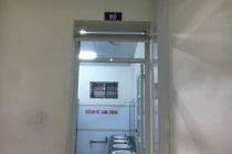 Người phụ nữ tố bị hãm hiếp, cướp của trong nhà vệ sinh Trung tâm Văn hóa