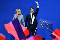 Chuyện tình cô - trò như cổ tích của Tổng thống Pháp Emmanuel Macron