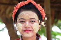 Khám phá bí quyết làm đẹp truyền thống “cực lạ” của phụ nữ Myanmar