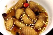 Loạt món ngon nhìn thì ghê ăn lại nghiền từ đuông dừa