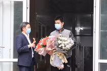 Bệnh nhân Covid-19 thứ 18 xuất viện, BS chia sẻ phác đồ điều trị thành công 