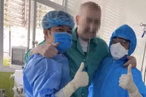 Phi công người Anh có thể ra viện và không cần cách ly