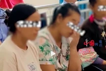 Lĩnh 8 tháng tù vì bắt nhân tình của chồng khỏa thân diễu phố