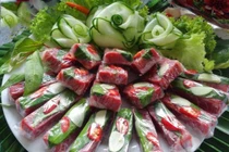 Loạt món nem đặc sản của Việt Nam khiến bao du khách mê mẩn